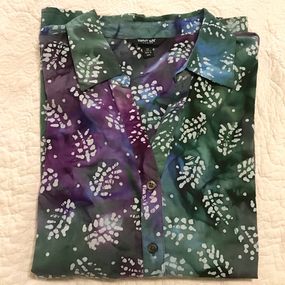 Krazy Kat tie-dye batik long-sleeved buttoned-down shirt—gorgeous colors! (2X)